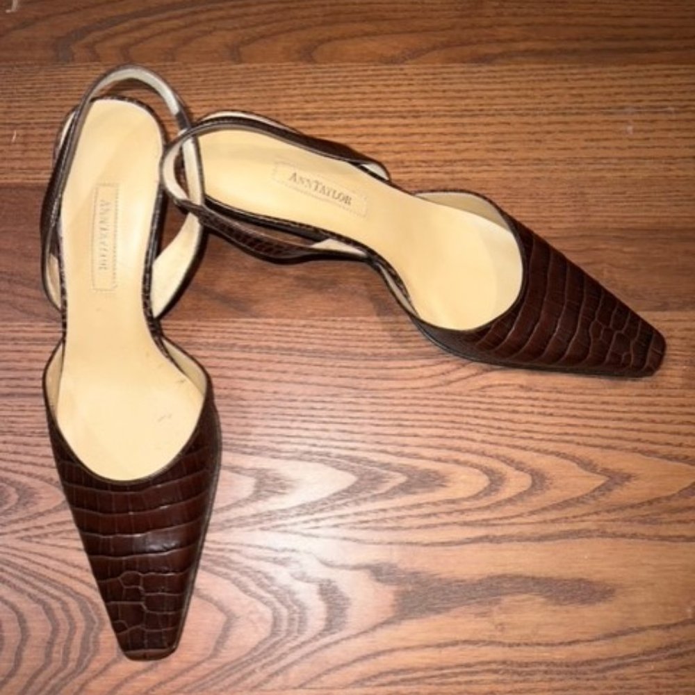 Ann Taylor Brown Faux Croc Sling Back Sz 8
